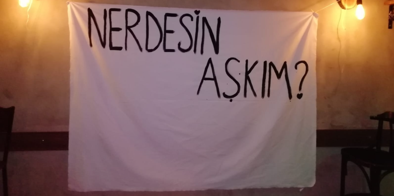 biletleri-3-gun-once-tukenen-partinin-tum-geliri-hande-kader-dayanisma-ya-gidiyor